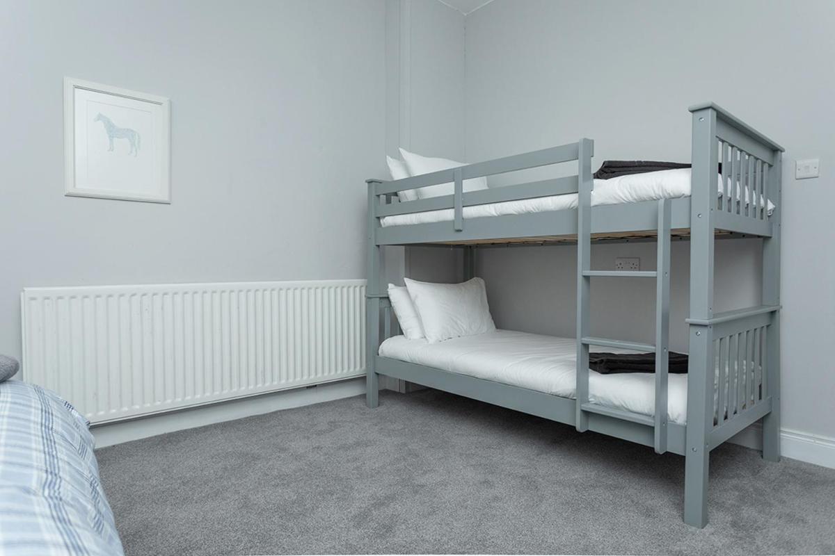 Rooms@Mourne Dundrum Bagian luar foto